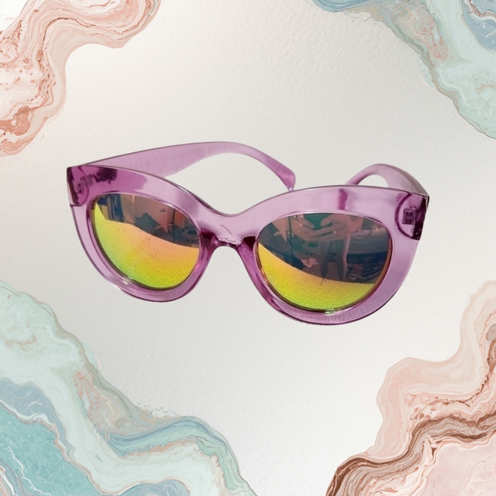 Quay Delilah Sunglasses